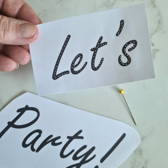 idea%5Fretro%2Dbuttercream%2Dcake%5Fstep%2D17.jpg?sw=554&q=85