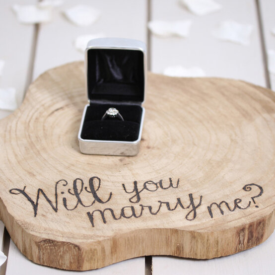 idea_valentines-home-decor-projects_engagement.jpg?sw=554&q=85