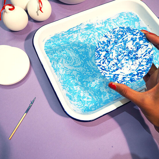 marbled-ceramic-step5.jpg?sw=554&q=85