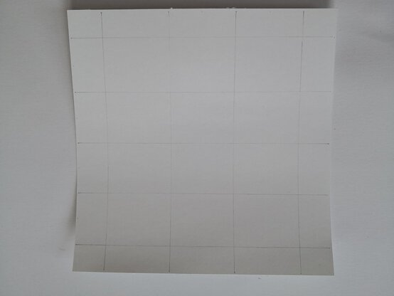 box_frame_grid_16.jpg?sw=554&q=85