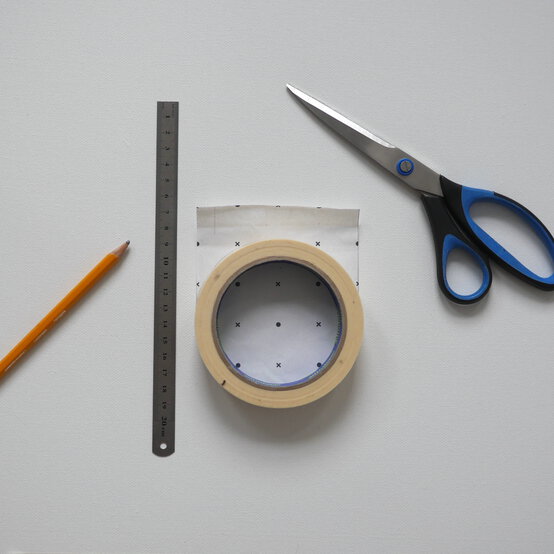 how_to_make_a_drawstring_coin_purse_step1.jpg?sw=554&q=85