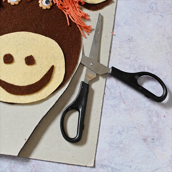 how-to-make-a-highland-cow-step4.jpg?sw=554&q=85