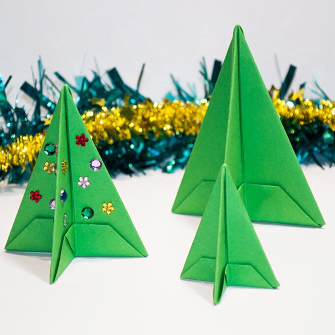 How to Make an Origami Christmas Tree Hobbycraft