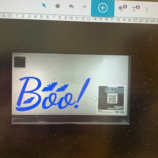 glowforge-how-to-make-an-acrylic-sign_step1b.jpg?sw=554&q=85