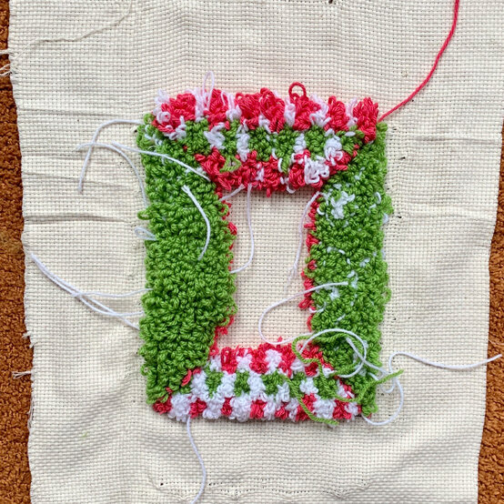 punch-needle-mirror_step8a.jpg?sw=554&q=85