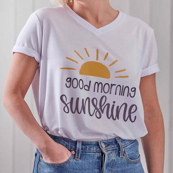 ideas%5Fsellable%2Dcricut%2Dprojects%2Dfor%2Dyour%2Dsmall%2Dbusiness%5Ftshirt.jpg?sw=554&q=85