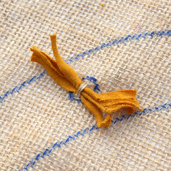 how_to_make_rag_rug_wreath_7.jpg?sw=554&q=85