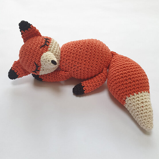 crochet-fox-finished.jpg?sw=554&q=85