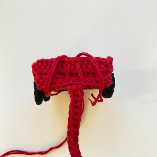 How-to-Crochet-an-Autumn-Amigurumi-Doll-wagon-5.jpeg?sw=554&q=85