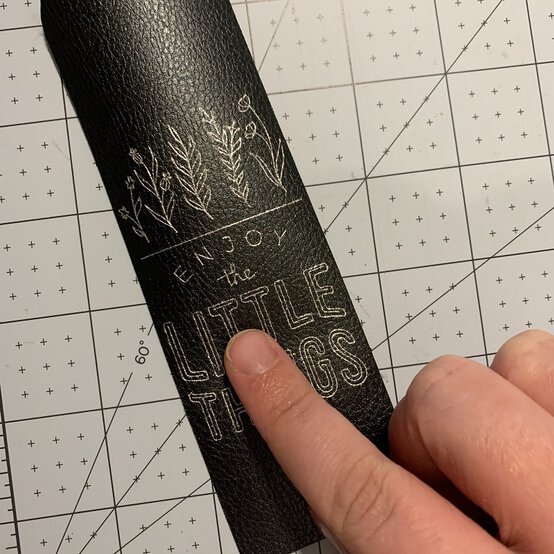 foiled-bookmark_step17.jpg?sw=554&q=85