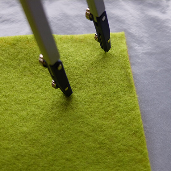 felt-pencilcase-step4.jpg?sw=554&q=85