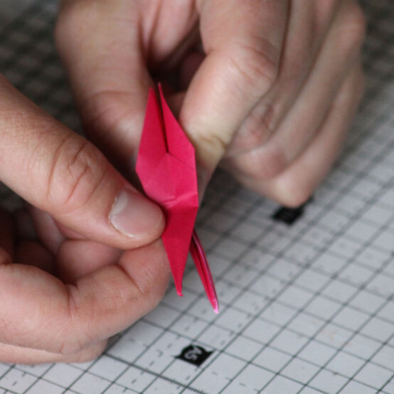 origami-baubles-11a.jpg?sw=554&q=85