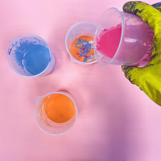 fluid-pouring_step3_1.jpg?sw=554&q=85