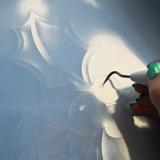 christmas-pennant-flag_step12.jpg?sw=554&q=85