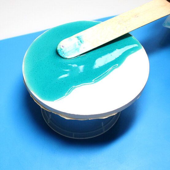 resinwave_step3_2.jpg?sw=554&q=85