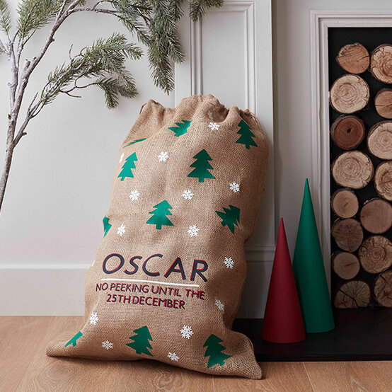 christmas-present-sack-22.jpg?sw=554&q=85