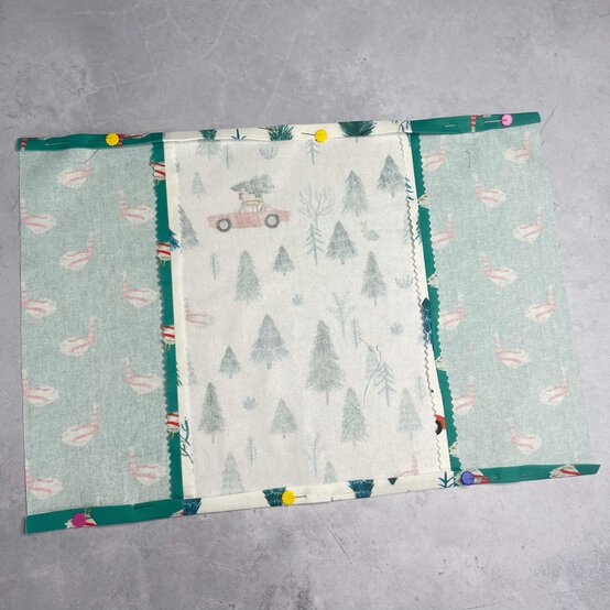 how-to-make-fabric-crackers_step7_2.jpg?sw=554&q=85