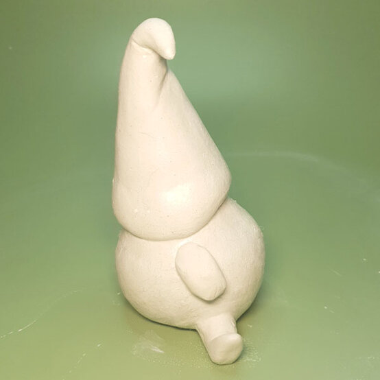 how-to-make-an-air-dry-clay-christmas-gnome_step-8c.jpg?sw=554&q=85
