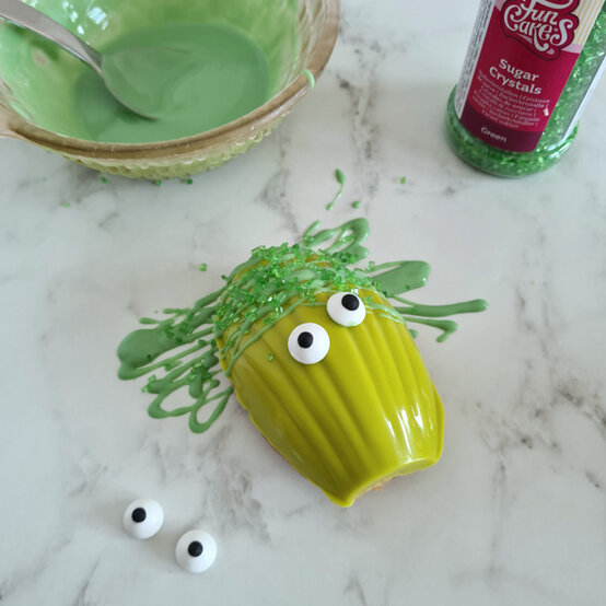 idea%5Fhalloween%2Dmadeleine%2Dmonsters%5Fstep1%2D10.jpg?sw=554&q=85