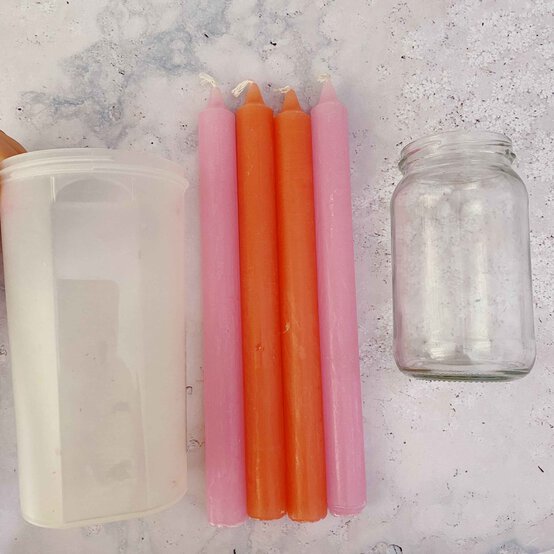 hctwistcandle-materials.jpg?sw=554&q=85