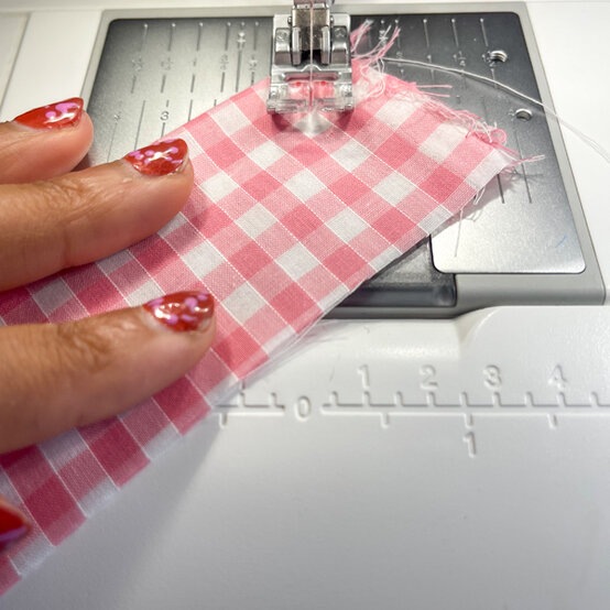 ideas%5Fhow%2Dto%2Dsew%2Da%2Ddress%2Dusing%2Dfabric%2Dscraps%5Fstep%2D4.jpg?sw=554&q=85