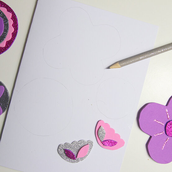 mothers-day-foam-flowers-5.jpg?sw=554&q=85