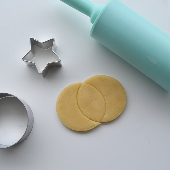 eid_biscuits_4.jpg?sw=554&q=85