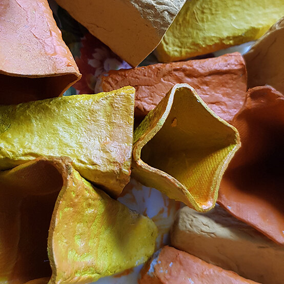 egg_box_cupcakes_2.jpg?sw=554&q=85