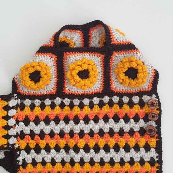 how-to-crochet-an-autumn-dog-coat_body1.jpg?sw=680&q=85