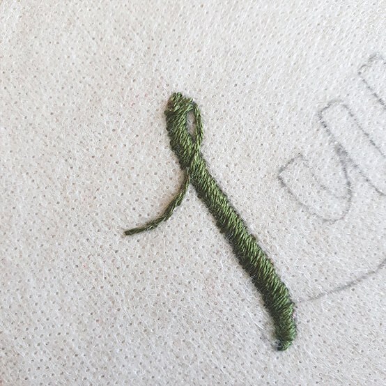 how-to-make-a-personalised-pet-%20stocking_Step4b.jpg?sw=554&q=85