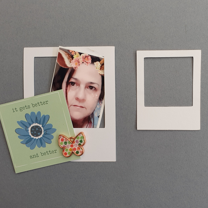 How to Make a Scrapbook Mini Album Hobbycraft