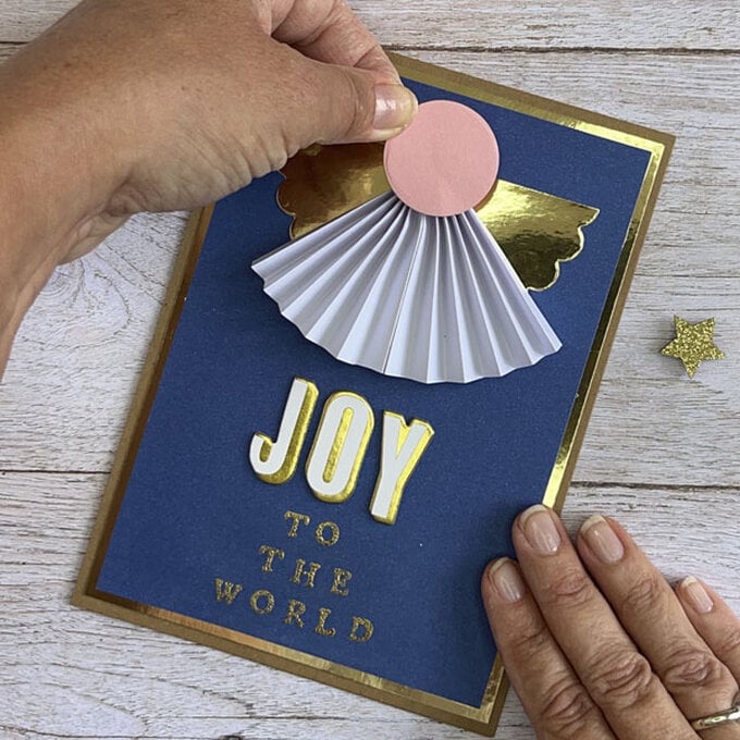 6-simple-christmas-card-ideas-to-make_joy-to-the-world-step-2c.jpg?sw=680&q=85