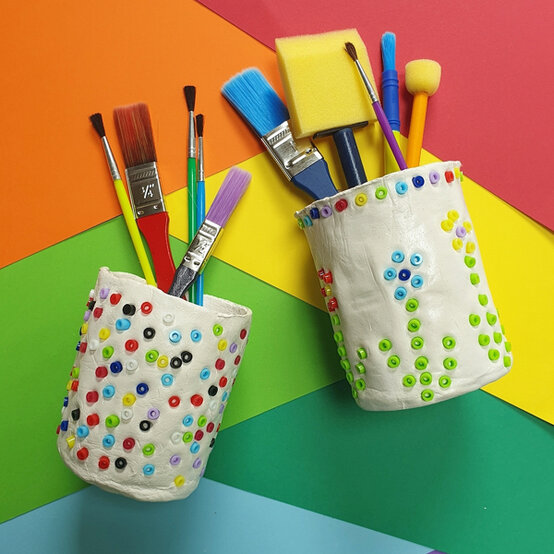 idea_messy-crafts-for-kids-pots_step6.jpg?sw=554&q=85