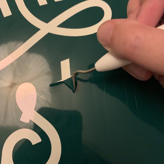 cricut_how-to-make-a-personalised-door-mat_step6.jpg?sw=554&q=85