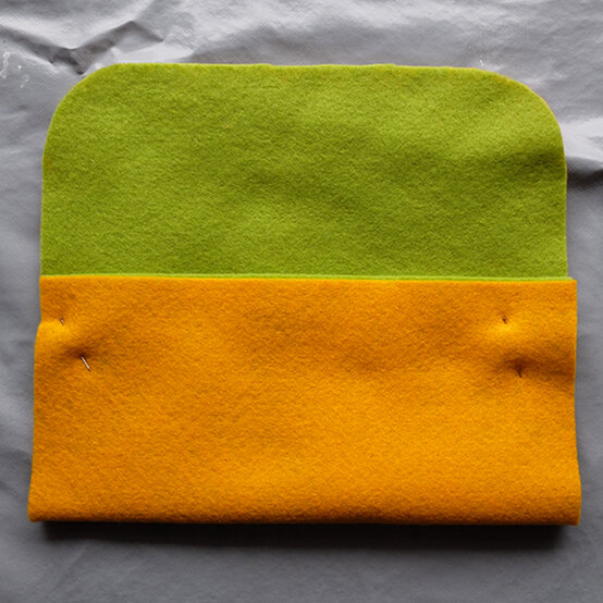 felt-pencilcase-step5.jpg?sw=554&q=85