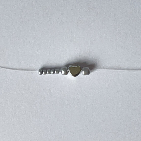 ideas%5Fjewellery%2Dprojects%2Dto%2Dmake%2Dwith%2Dbeads%5Fheart%2Dbracelet%2D2.JPG?sw=554&q=85