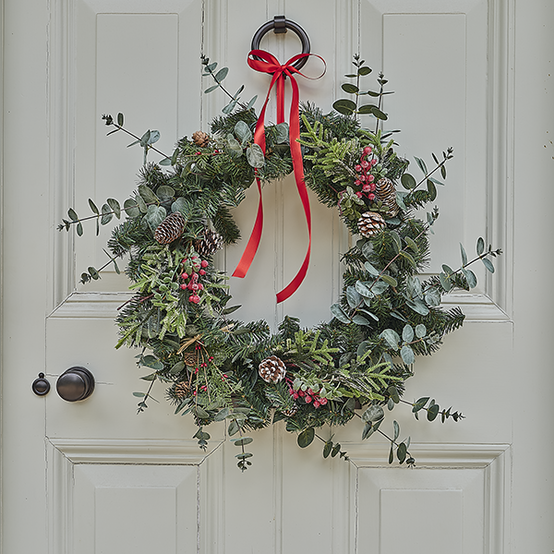 eucalyptus%2Dtraditional%2Dwreath.png?sw=554&q=85