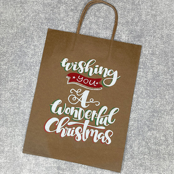 idea_ways-to-personalise-a-christmas-gift-bag_step4a.jpg?sw=554&q=85