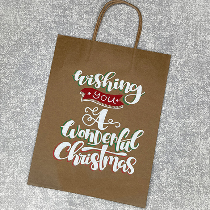 idea_ways-to-personalise-a-christmas-gift-bag_step4a.jpg?sw=680&q=85