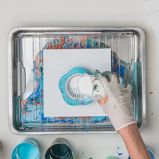 fluid-art-step-2.jpg?sw=554&q=85