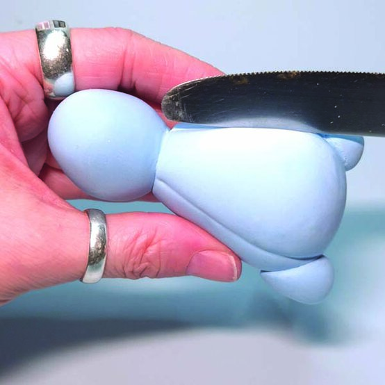 ideas%5Fclay%2Dcharacter%2Dprojects%2Dfor%2Dkids%5Fdinosaur%5Fstep%2D5a.jpg?sw=554&q=85