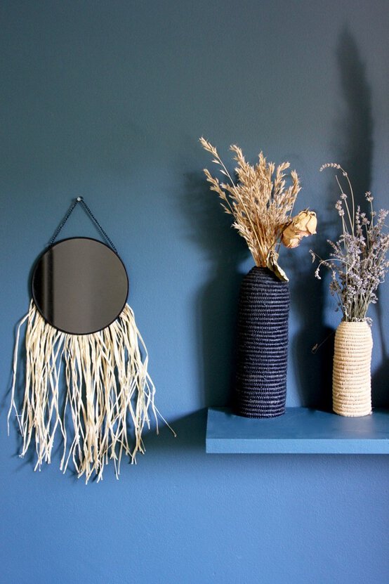 bohemian_raffia_mirror_hanging_3.jpg?sw=554&q=85