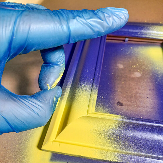 Frame%20Spray%20Paint_%20Step7b.jpg?sw=554&q=85