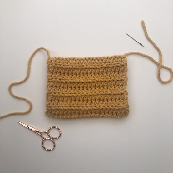 how-to-crochet-a-collection-of-pumpkins-step-1c.jpg?sw=554&q=85