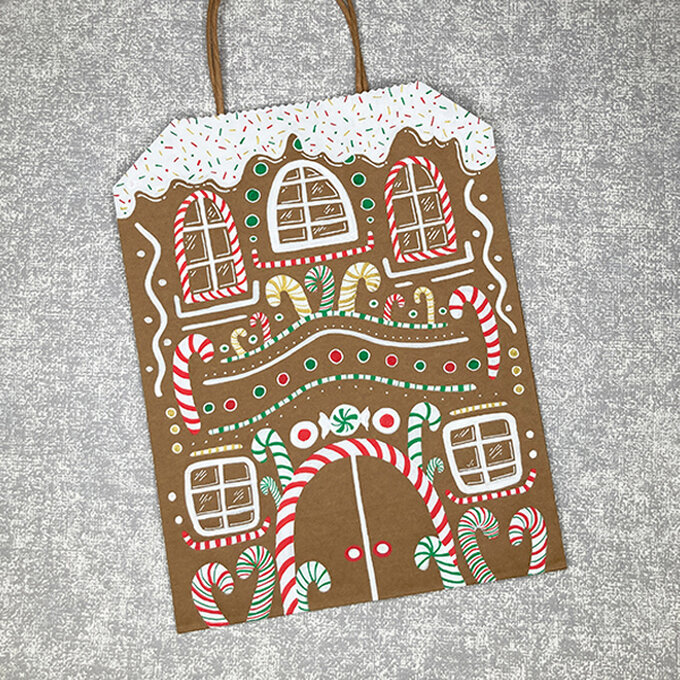 idea_ways-to-personalise-a-christmas-gift-bag-gingerbread_step7a.jpg?sw=680&q=85