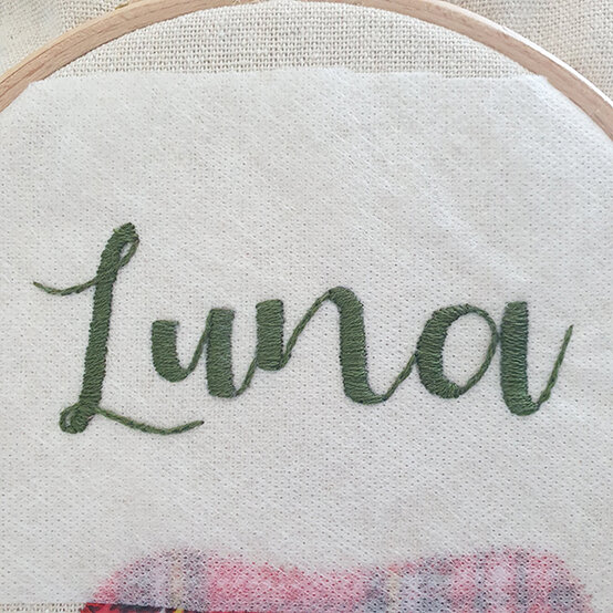 how-to-make-a-personalised-pet-%20stocking_Step4d.jpg?sw=554&q=85