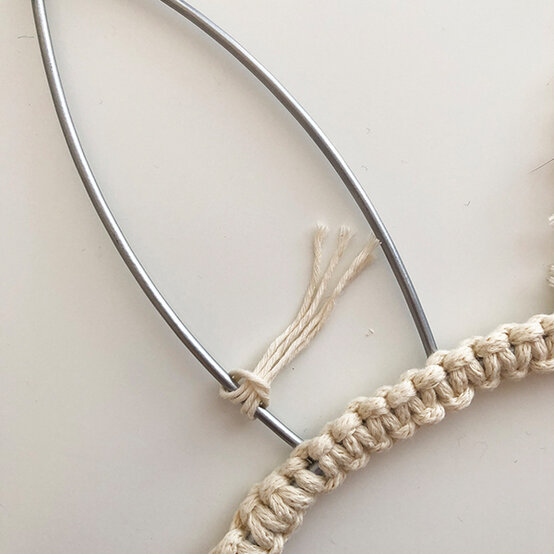 macrame-bunny-wreath-6b.jpg?sw=554&q=85