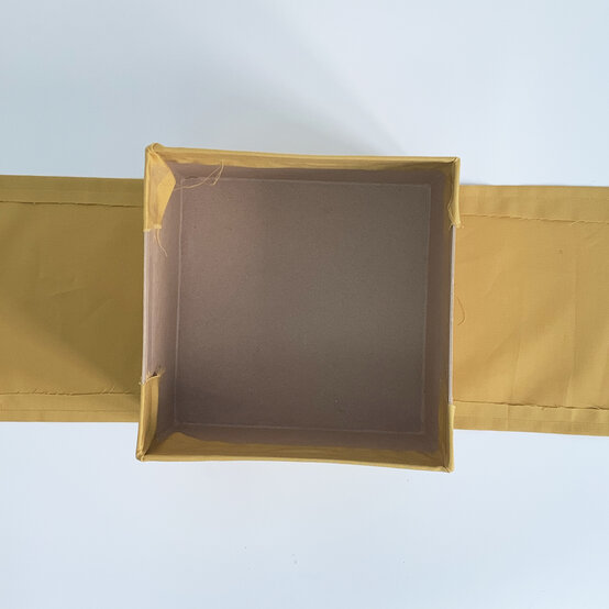 how_to_organise_your_home_office_with_-fabric_box_10.jpg?sw=554&q=85