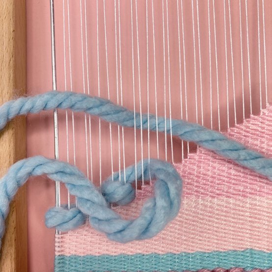 Learn_to_Weave_Soumak_3.jpeg?sw=554&q=85