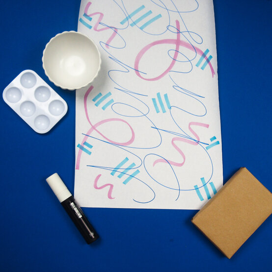 how-to-make-colourful-wrapping-paper---step_2.jpg?sw=554&q=85